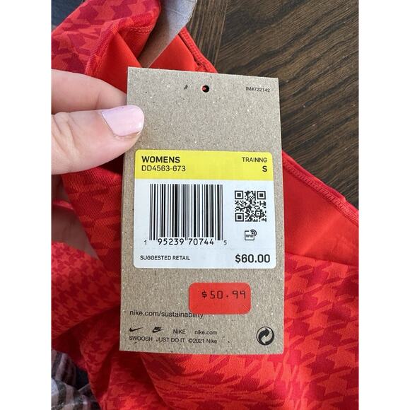 Nike One Luxe women's mid-rise 7/8 Red leggings (size small), new with tags - Picture 5 of 6